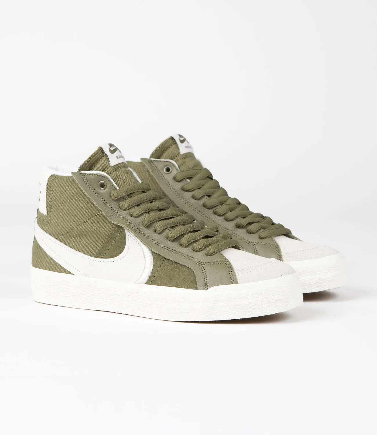 Nike SB Zoom Blazer Mid Premium Plus Walk All Day