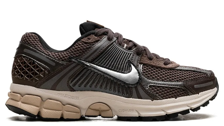 Shock Diffusion Technology Iconic support Nike Zoom Vomero 5 Baroque Brown (Women's)