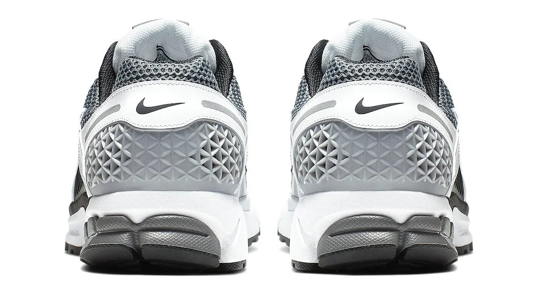 Unbeatable flexibility Running Vibe Nike Zoom Vomero 5 SP Dark Grey