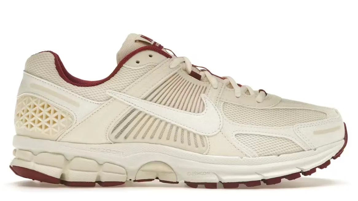 NIKE Zoom Vomero 5 Valentine's Day Distinctive Design