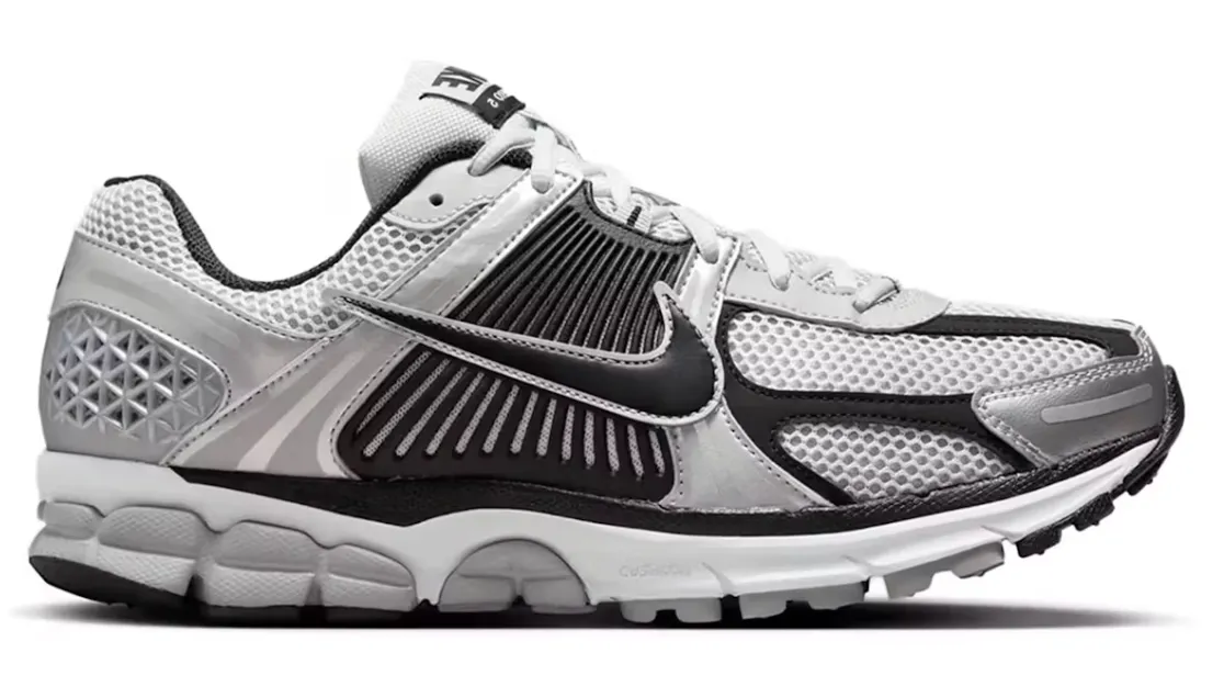 Nike Zoom Vomero 5 Metallic Silver Black Mid Top Design