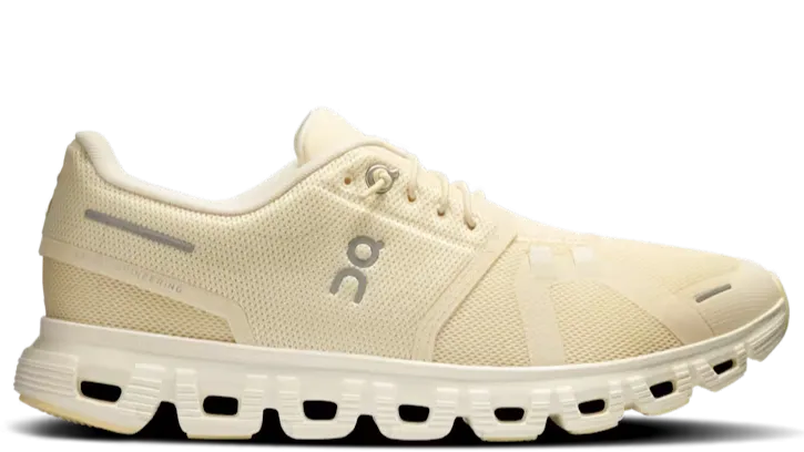 Stabilizing Chassis On Running Cloud 6 Castor Ivory (Women's)