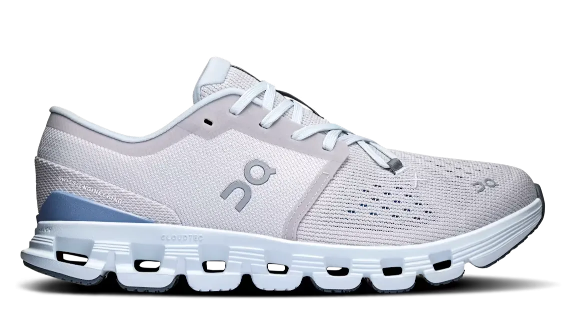 Wide Footbed Sophisticated Look On Running Cloud X 4 Silver Chambray (Women)