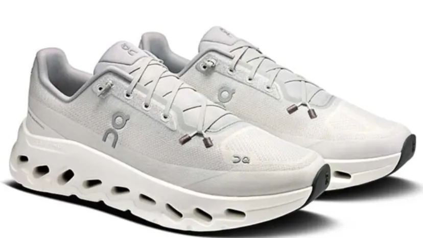 On Running Cloudtilt Glacier Ice (M) Anti   Slip Outsole Cushioned arch