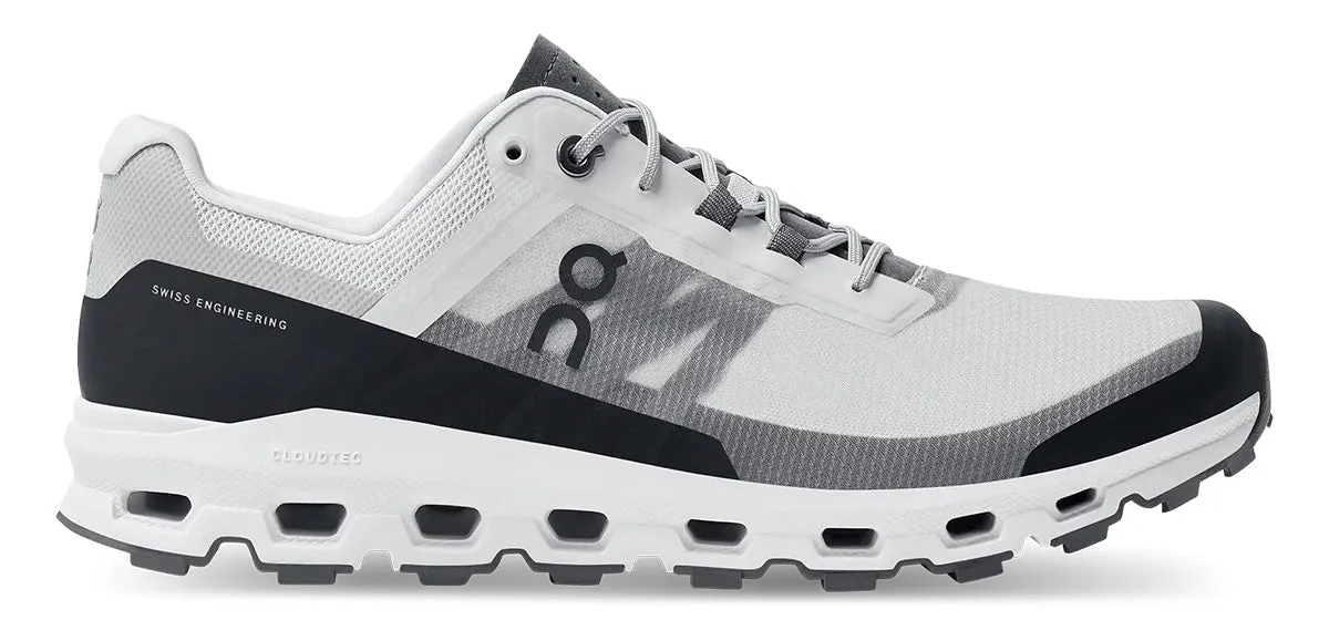 On Running Cloudvista Glacier Grey Black Plush traction No Pressure
