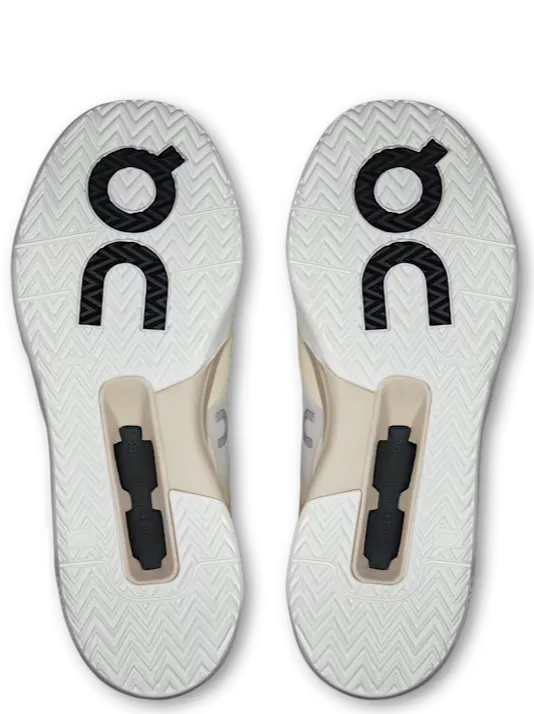 Fast Movement On The Roger Advantage Pro Cream Black