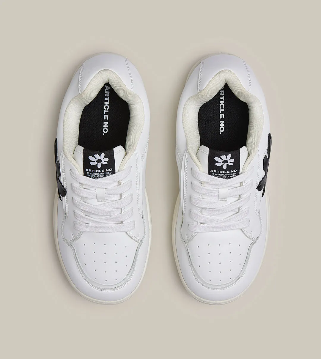 Mood Fit ARTICLE NO. BURGER BLACK FLORAL PATCH LOW-TOP SKATE SNEAKER-WHITE/BLACK