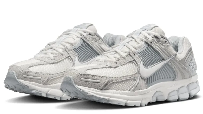 Unique cushioning Travel Essentials Nike Zoom Vomero 5 Pure Platinum Grey (Women's)