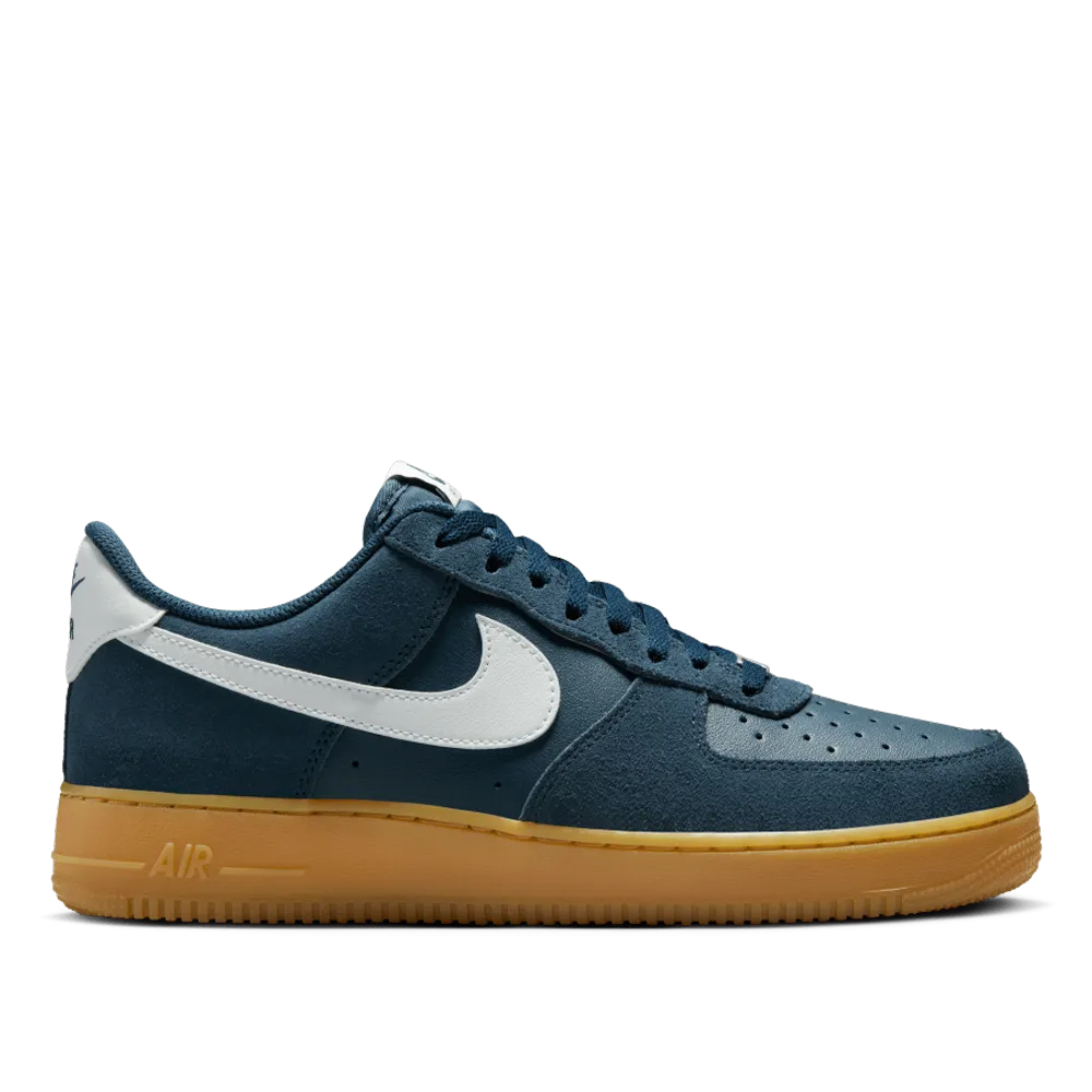 Quick Walk Nike Men's Air Force 1 '07 LV8 Shoes