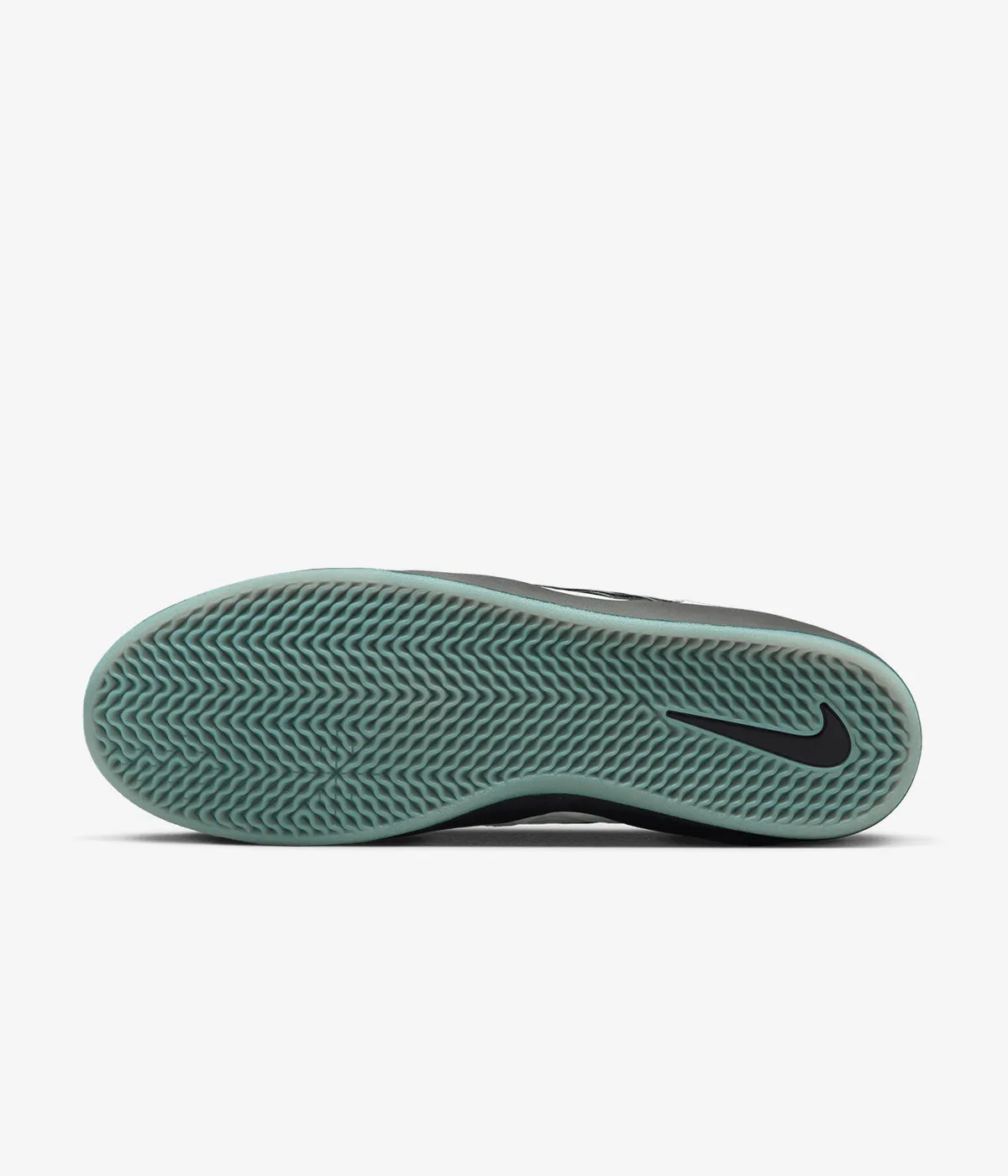 Refined lines Nike SB Ishod Premium
