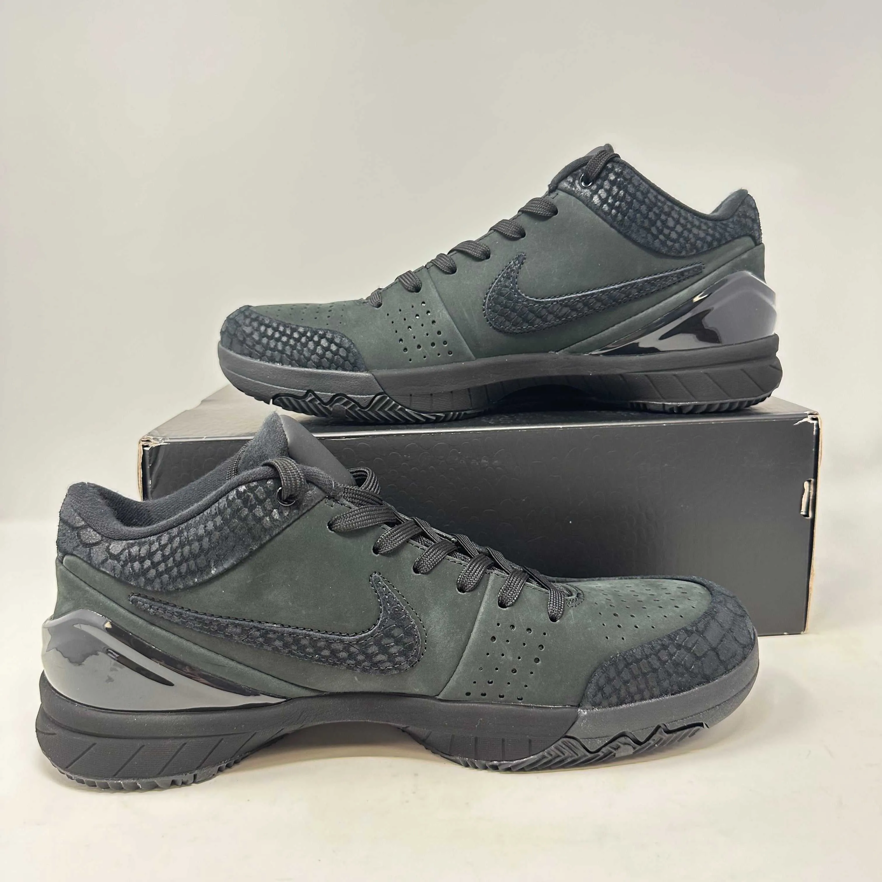 Reinforced toe Nike Kobe 4 Protro Gift of Mamba