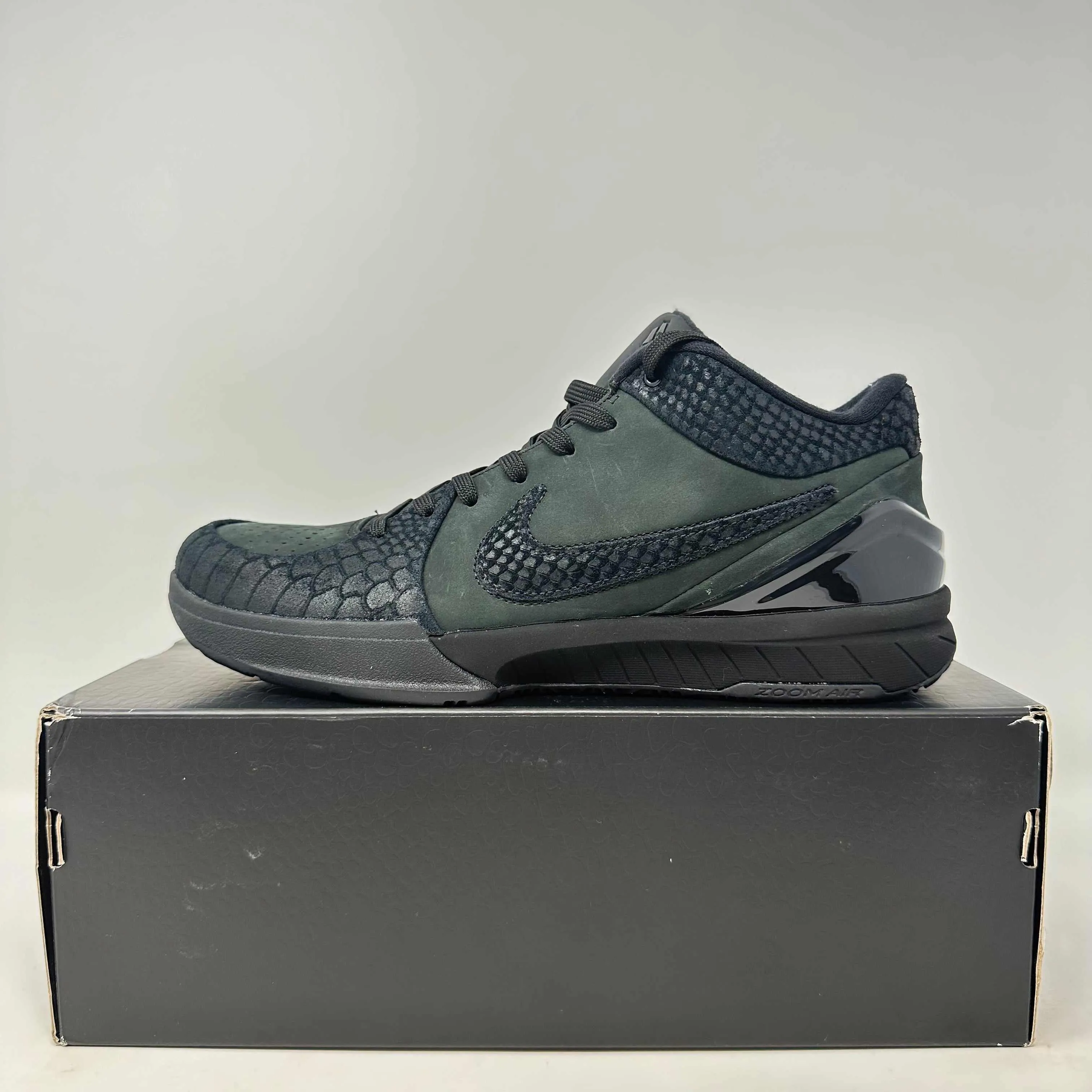Reliable Footwear Nike Kobe 4 Protro Gift of Mamba