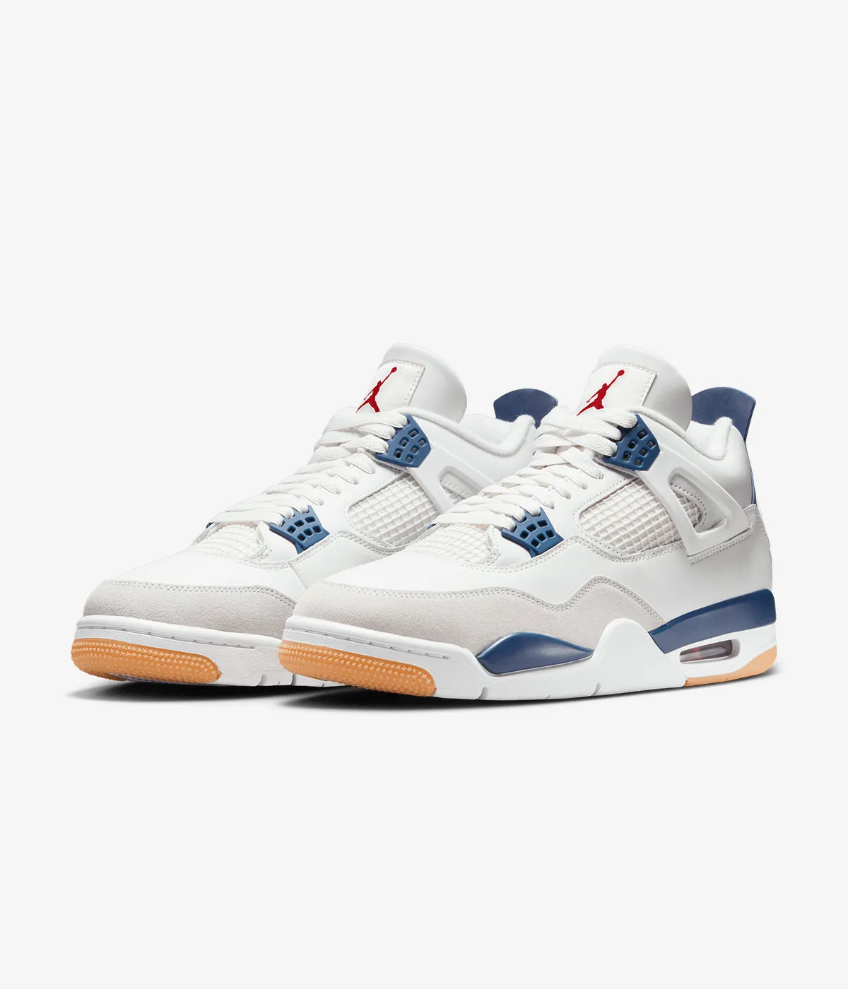 Sculpted cushioning Nike SB x Air Jordan IV