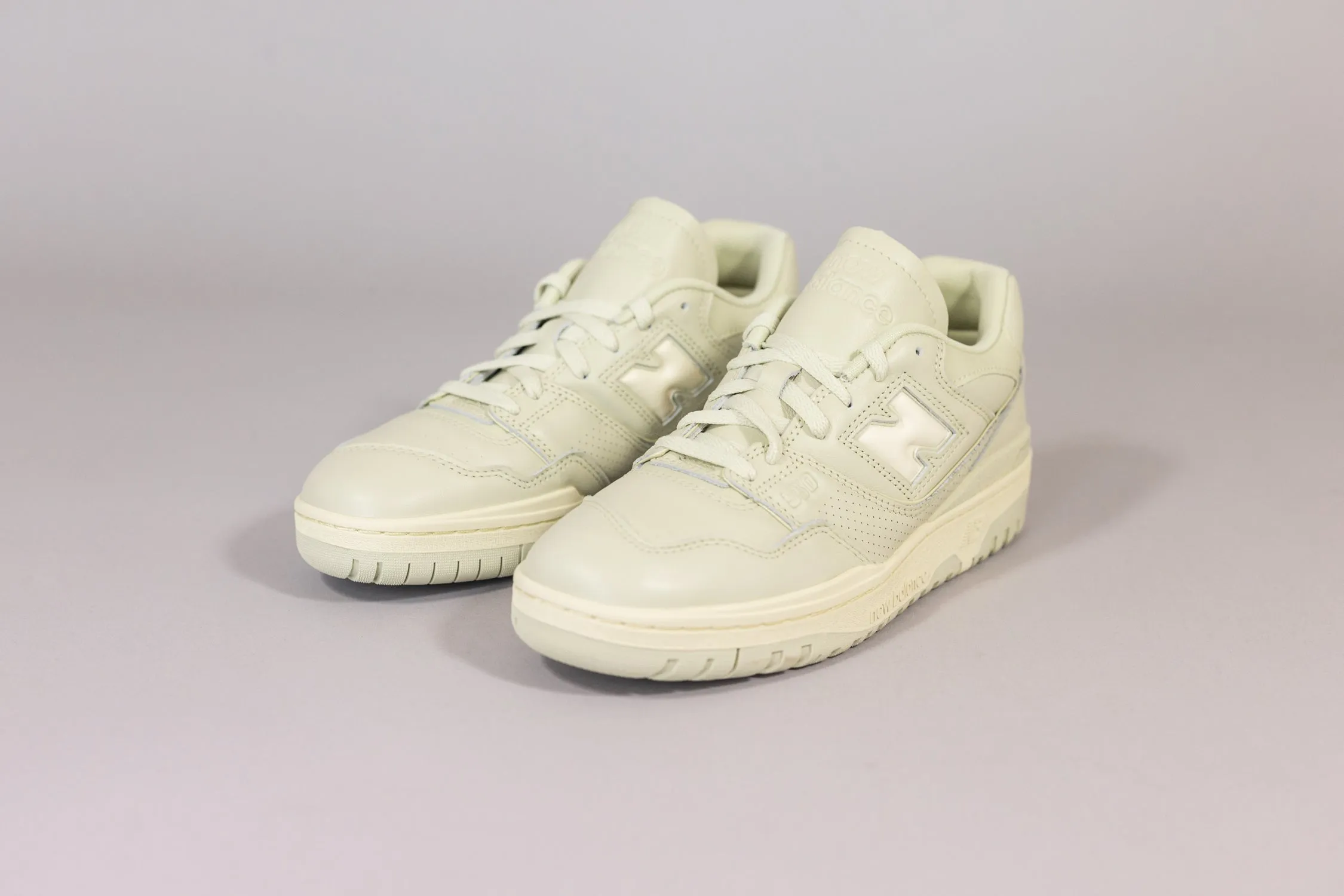 Shock Absorbing Technology System New Balance 550 Deep Lichen Gree