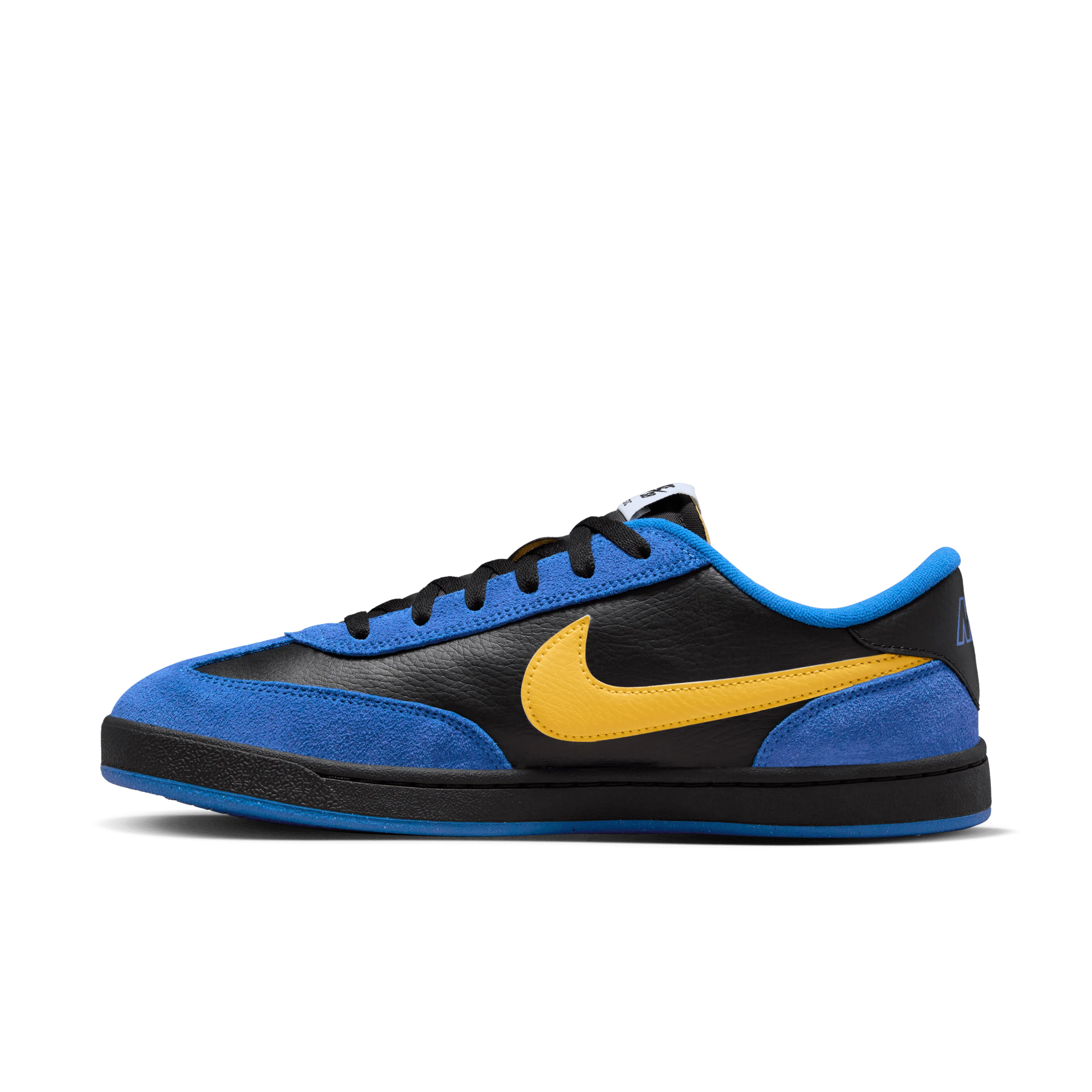 Sleek Build Nike SB FC Classic