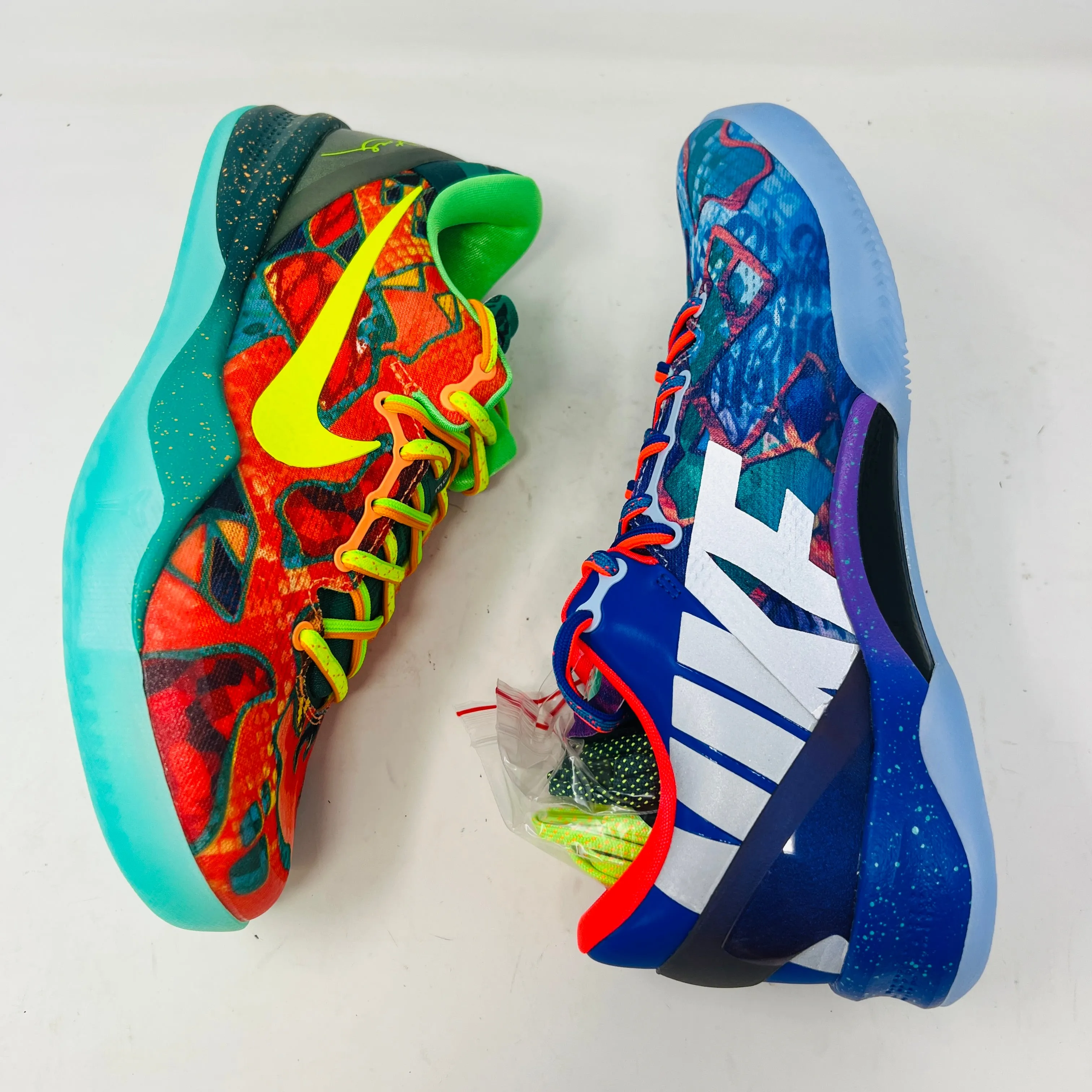 Sport Touch Nike Kobe 8 Protro What The (2025)