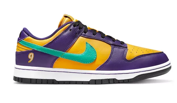 Relaxed Feel Sporty Nike Dunk Low LX Lisa Leslie (W)