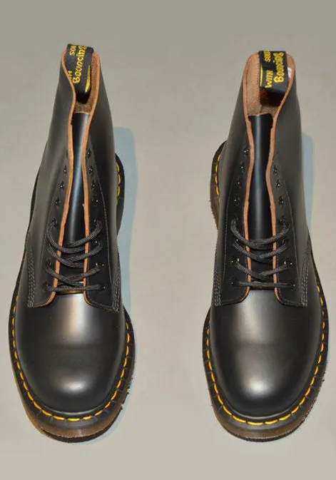 DR. MARTENS VINTAGE 1460 LEATHER BOOTS BLACK QUILON MADE IN ENGLAND Urban use Support Zone