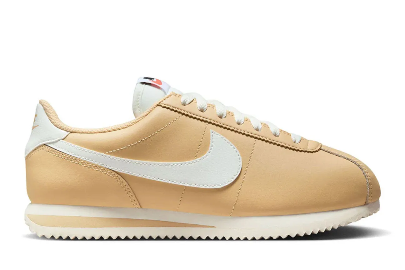 Bold piece All   Purpose Nike Cortez Sesame Sail White (W)