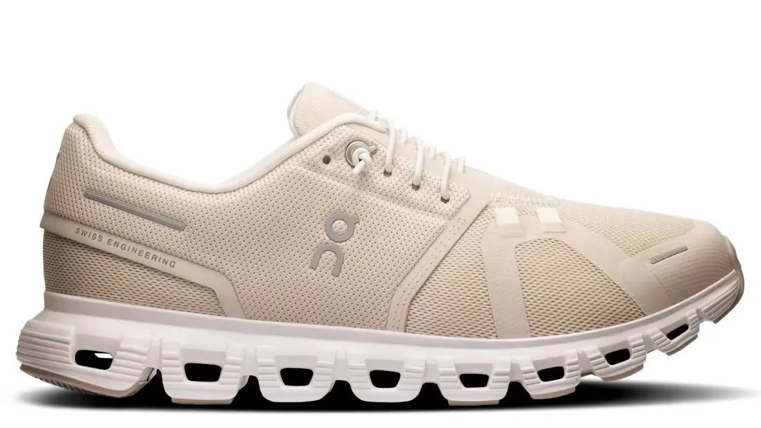 On Running Cloud 6 Pearl White (Women's) Walking Focus All Base