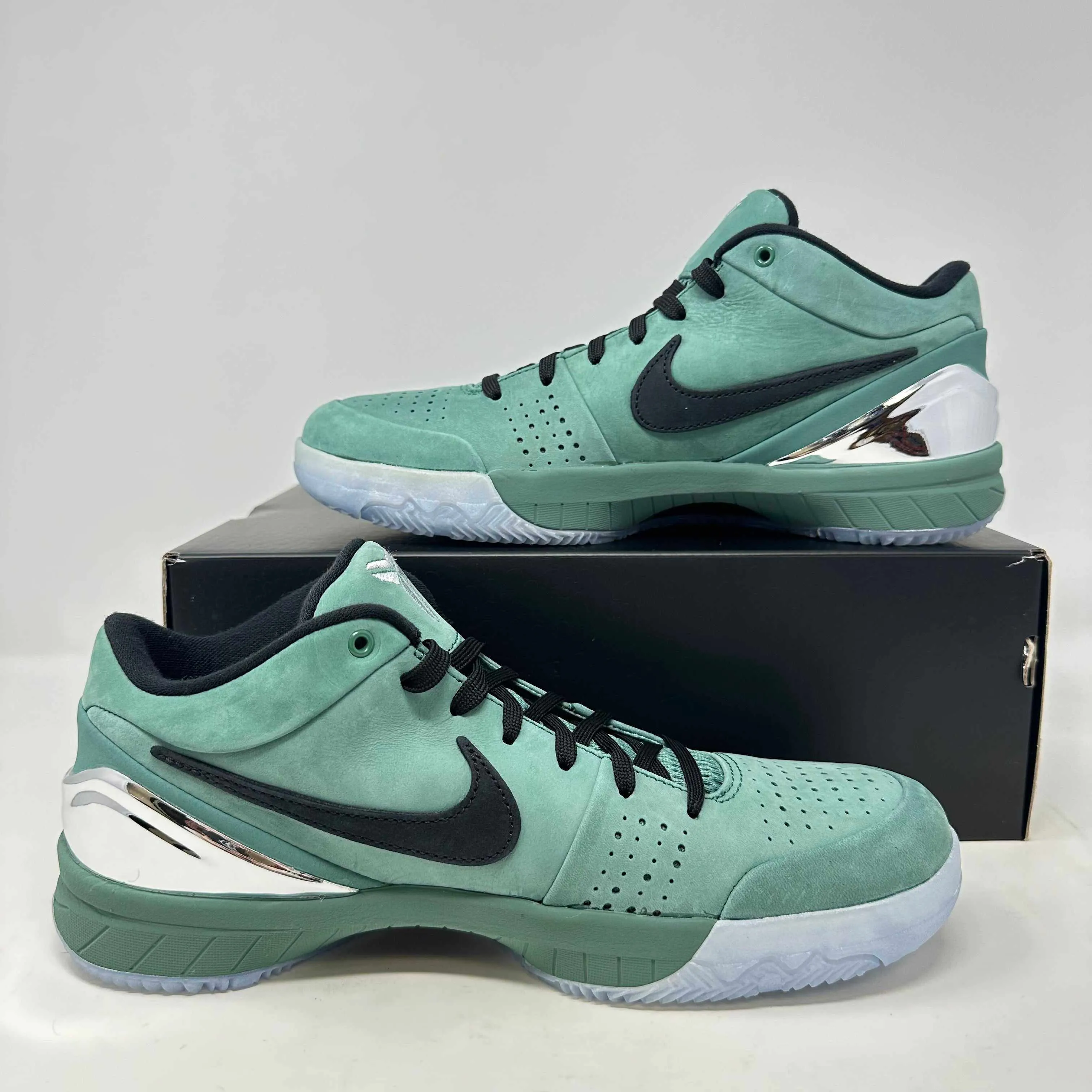 Ventilated Upper Nike Kobe 4 Protro Girl Dad