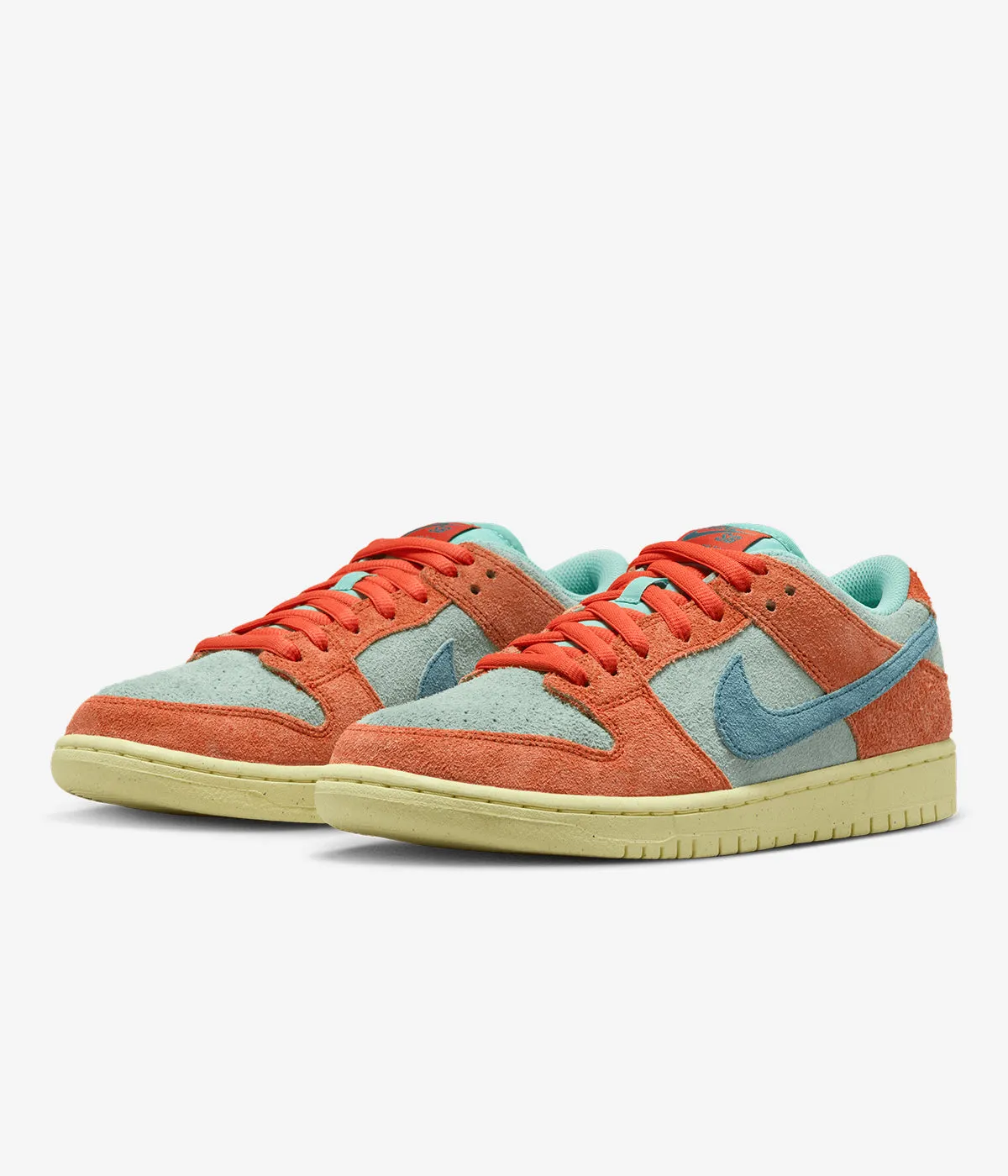 Versatile Performance Nike SB Dunk Low Pro Premium Orange Emerald Rise
