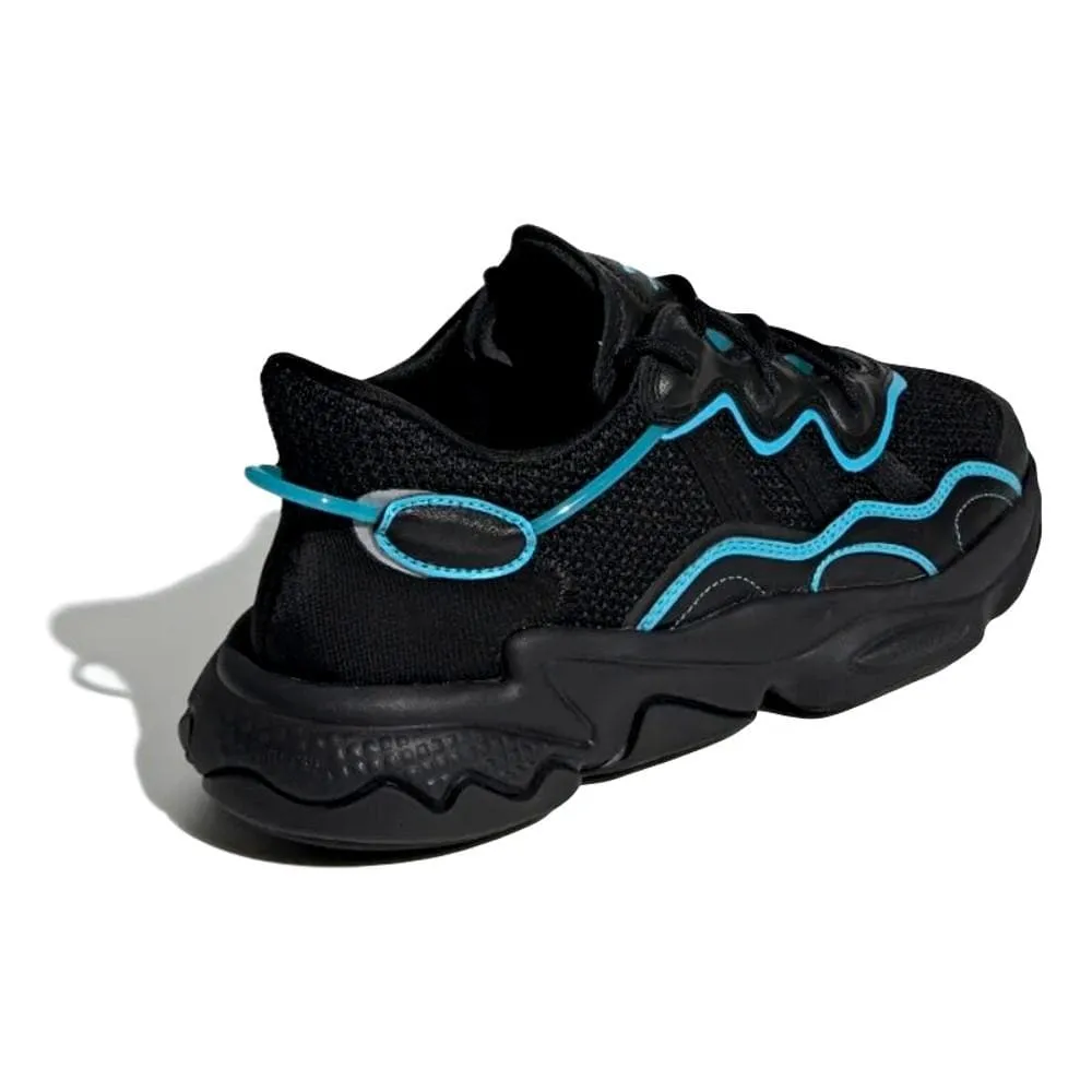 ADIDAS ORIGINALS OZWEEGO -BLACK Smooth Entry