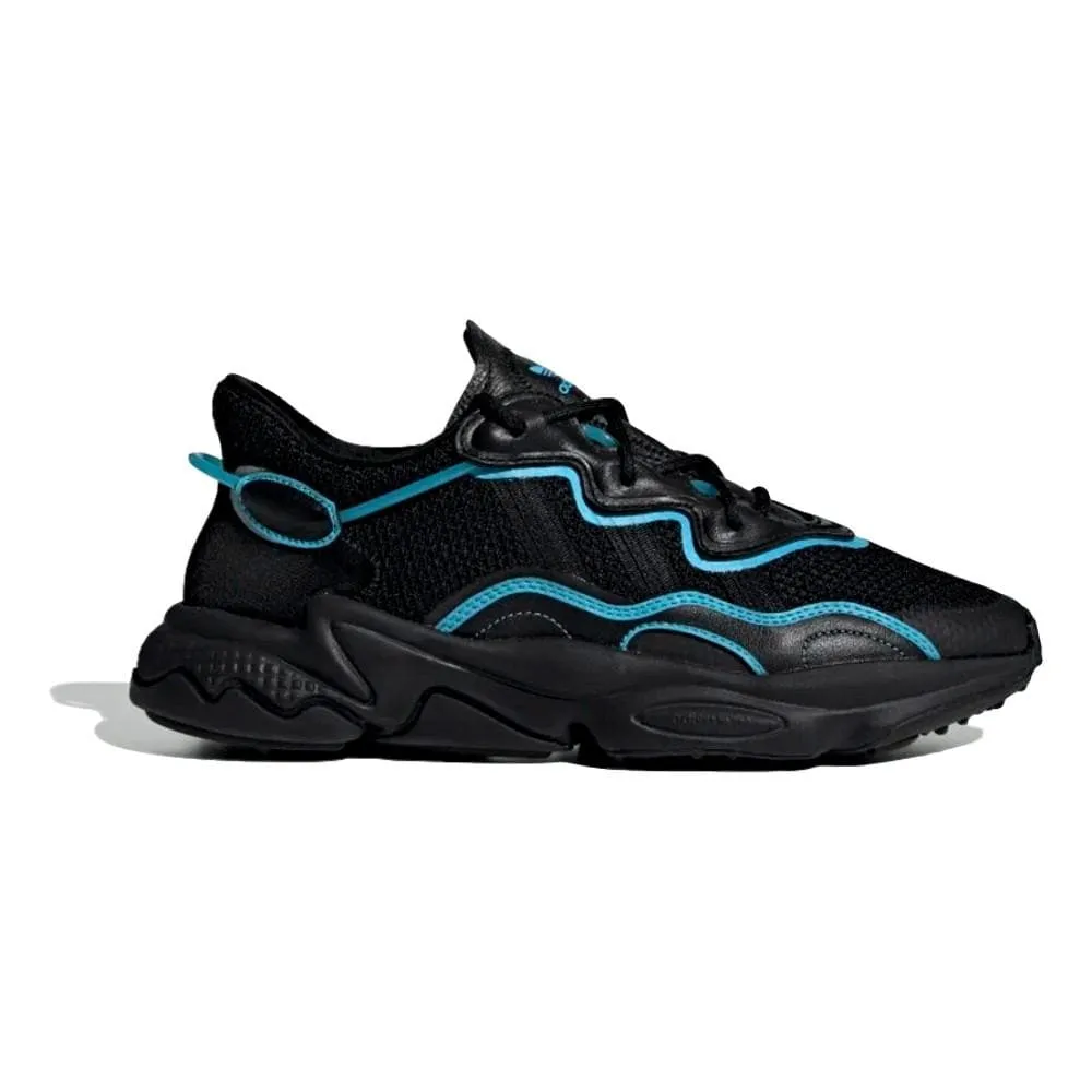Balanced Style Bridge Walk ADIDAS ORIGINALS OZWEEGO -BLACK