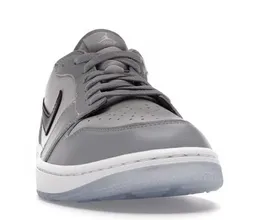 Jordan 1 Retro Low Golf Wolf Grey Breathable Feel Seamless Toe Box