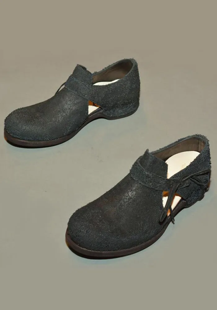 IS BY INDIVIDUAL SENTIMENTS WOMENS LEATHER SABOT BLACK Fashionable Swift Path