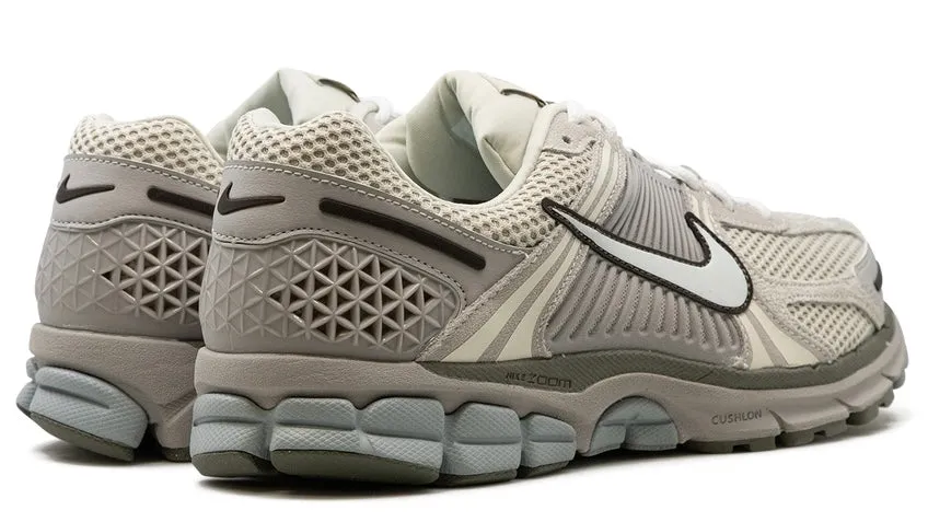 Modern Flair Nike Zoom Vomero 5 SE Light Orewood Brown (M)